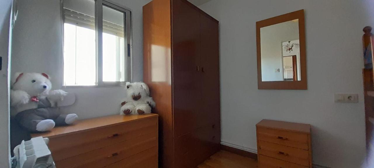 O Descanso Da Abella Apartment Ourense Luaran gambar